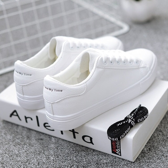 LZJ Women Sneakers 2019 Fashion Breathble Vulcanized Shoes Women Pu leather Platform Shoes Women Lace up Casual Shoes White