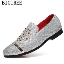 Load image into Gallery viewer, italian fashion glitter loafers men new arrival 2019 coiffeur wedding dress formal shoes men elegant party shoes men classic